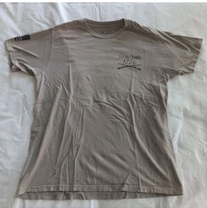 Howitzer Patriot MFG Men's Gray T-Shirt We the People Men's Medium